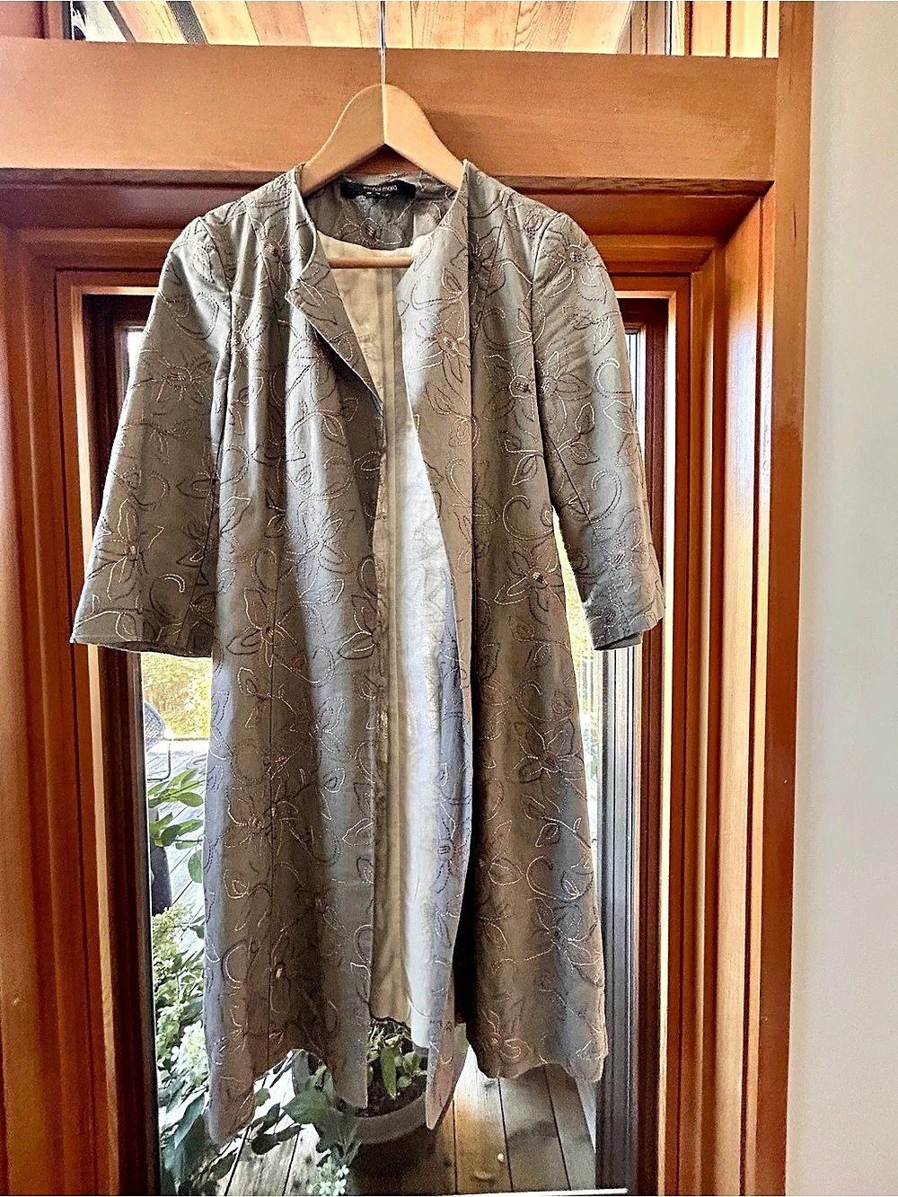 Rachel Mara Floral Embroidered Coat in Gray Like New